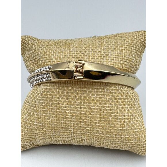 BCBGeneration Gold Tone Bypass Pave‎ Rhinestone Clamper Bangle Bracelet - Picture 9 of 10